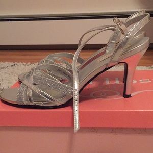 Touch ups silver heels